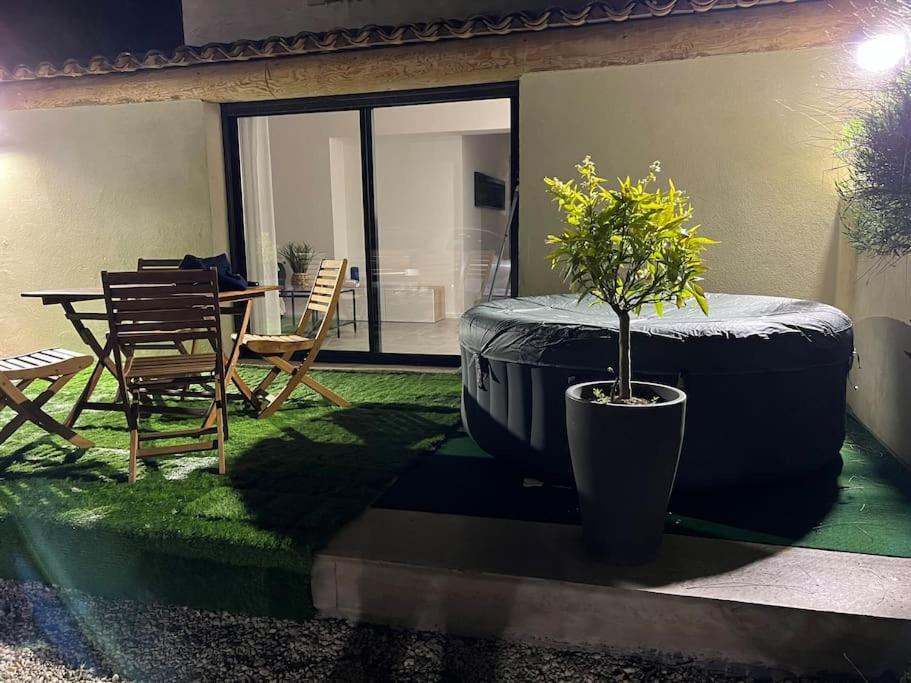 Apartament L'Escale Meyreuil Zewnętrze zdjęcie
